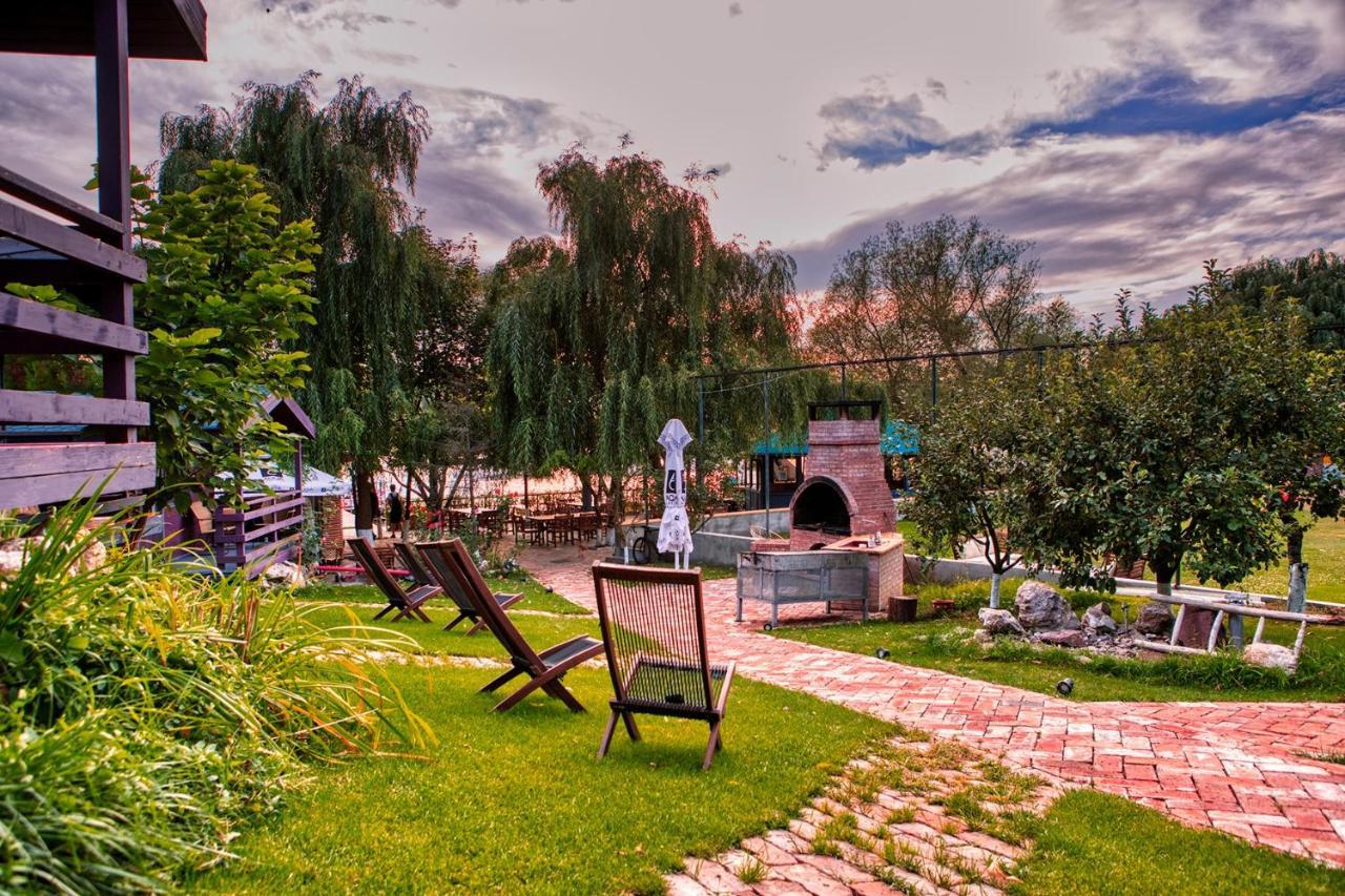 Enpi Lake Resort 雅西 外观 照片