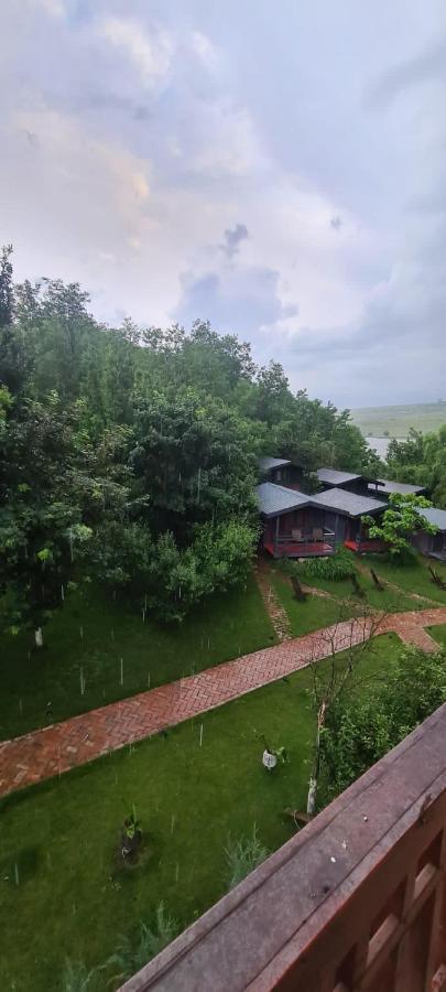Enpi Lake Resort 雅西 外观 照片